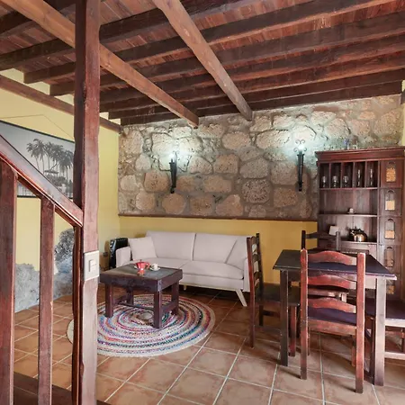 La Venta Villa *